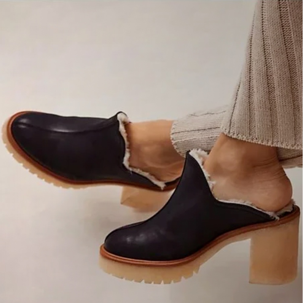 NWOT Free People James Platform Mule
